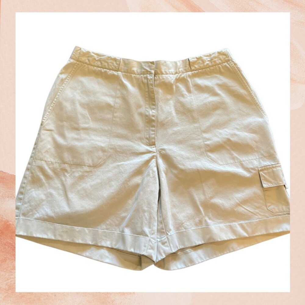 Liz Claiborne Light Khaki Cuffed Cargo Shorts